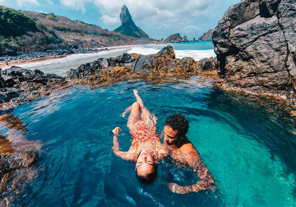 ‘Buraco do Neymar’ é interditado em Fernando de Noronha