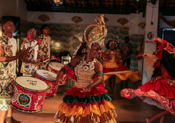 Salvador atrai 119 mil turistas no feriadão, estima prefeitura