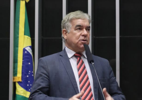 Deputado rebate João Roma e diz que caso Bolsonaro é ‘meramente jurídico’