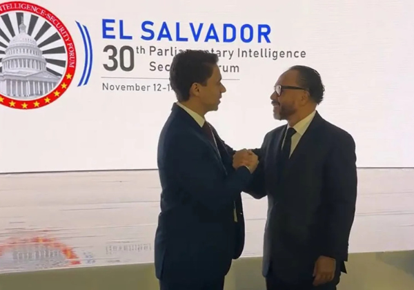 Câmara gasta quase R$ 100 mil para deputados bolsonaristas viajarem a El Salvador