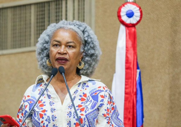 Deputada vê ‘desmascaramento do bolsonarismo’ como motivo do favoritismo de Lula