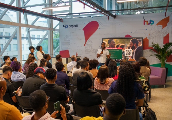 Startup do Hub Salvador abre vagas para capacitação de jovens da periferia; saiba como se inscrever