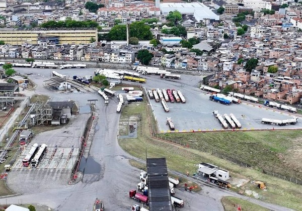 Grupo Refit, da refinaria de Manguinhos, é alvo de operação na Bahia, outros 4 estados e DF