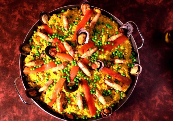 Festival da Paella prorrogado até 07 de dezembro no Santiago Culinária Ibérica