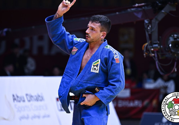 Daniel Cargnin conquista bronze no Grand Slam de judô de Abu Dhabi