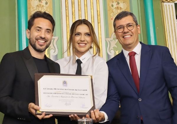 ‘Mais que uma homenagem’, diz Everton Ribeiro ao se tornar cidadão soteropolitano