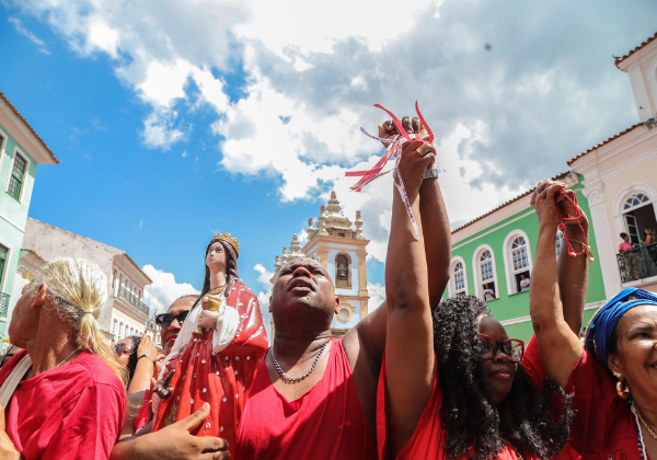 Festa de Santa Bárbara terá operação especial de transporte nesta quinta-feira (4)