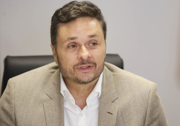 Secretário Manoel Vitório reage a críticas e detalha solidez fiscal da Bahia