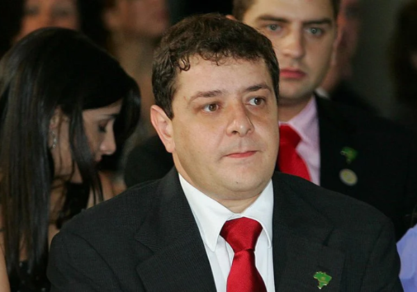 Filho de Lula é citado em suposta mesada paga pelo ‘Careca do INSS’