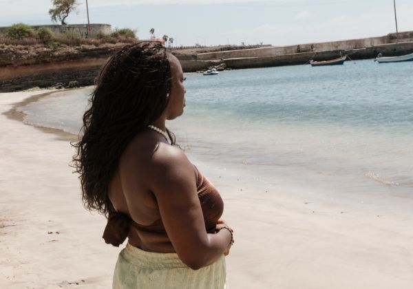 Conexão Brasil-África: Nara Couto participa de série documental com cantoras de Cabo Verde