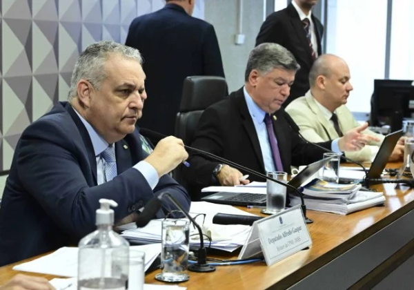 CPMI do INSS encerra ano com depoimento de dirigente da Amar Brasil