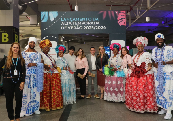 Bahia projeta novo recorde de turistas para o verão 2025/2026