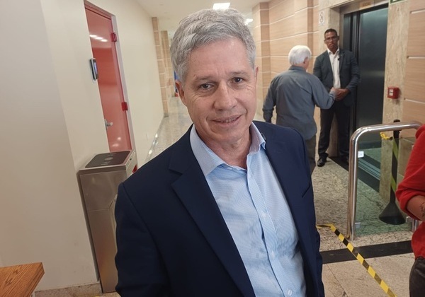 ‘Quem acha que eleição está ganha não renovou pacto com o povo’, diz ministro