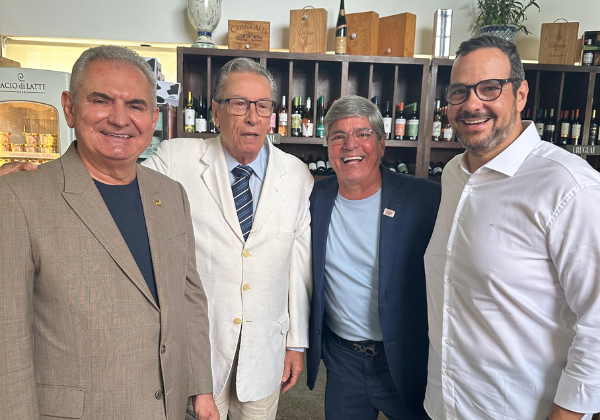 Business Bahia reúne empresários e recebe senador Ângelo Coronel em evento de confraternização