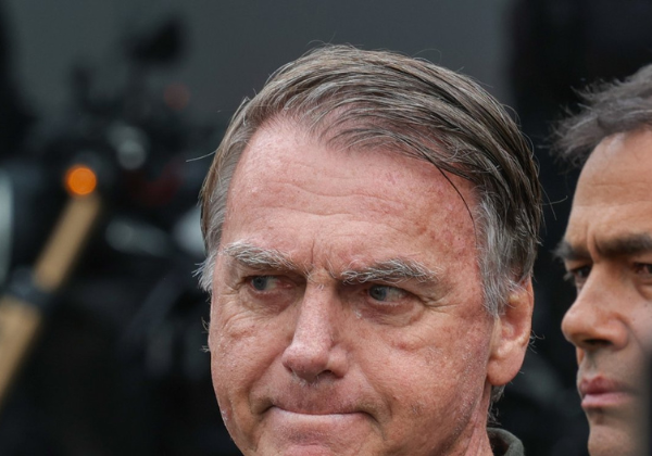 Moraes determina perícia médica em Bolsonaro para avaliar pedido de cirurgia