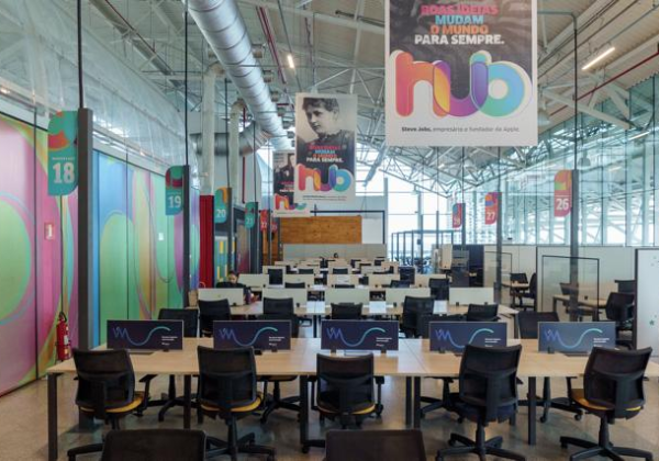 Hub Salvador abre vagas para treinar líderes em IA
