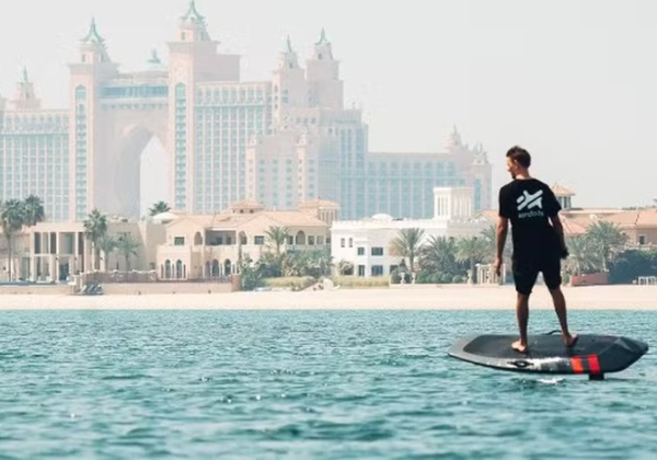 Com preço de carro de luxo, Audi lança prancha elétrica de até R$ 298 mil no Brasil