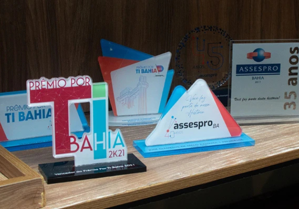 Prêmio Por TI Bahia 2025 destaca inovação e protagonismo da tecnologia no estado