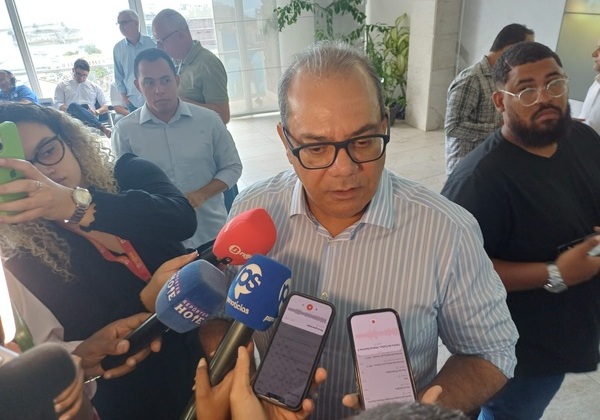 Carlos Muniz diz que só se candidata em 2026 se filho desistir: ‘Mas é o sonho dele’