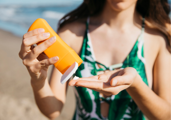 Dezembro Laranja reforça alerta para prevenção e diagnóstico precoce do câncer de pele