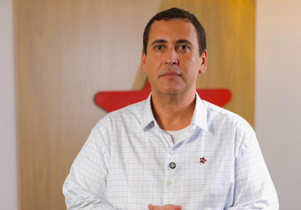 ‘Poder de manipulação das plataformas não pode estar acima da lei’, diz secretário de Comunicação do PT