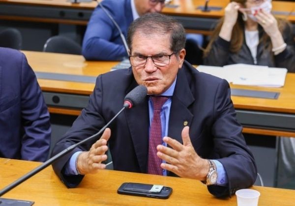 Delator do orçamento secreto, José Rocha manejou sozinho R$ 152 mi em esquema, diz coluna