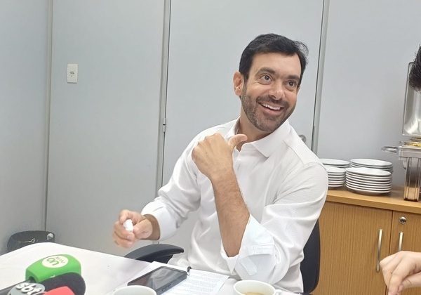 Tiago Correia sugere chapa ideal de ACM Neto: Roma e Coronel ao Senado e mulher do interior de vice