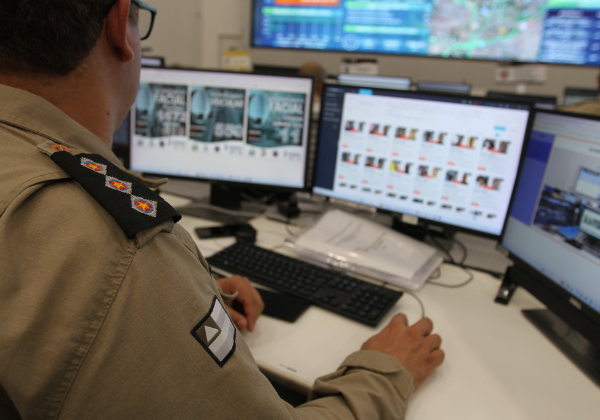 Reconhecimento facial localiza 2 mil foragidos em 2025 e bate recorde na Bahia