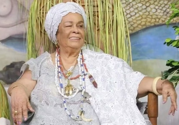 Lula lamenta morte de Mãe Carmen: ‘liderou terreiro com muito amor’