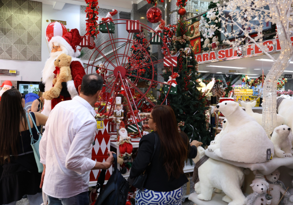 Vendas de Natal devem movimentar R$ 72,7 bilhões e reforçar retomada do varejo