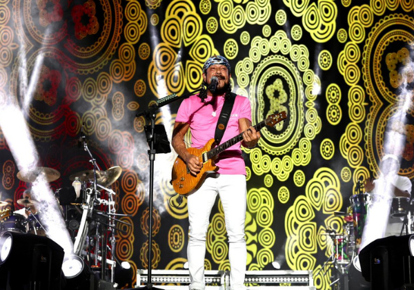 Ícone da axé music, Bell relembra sucessos da carreira no Festival Virada