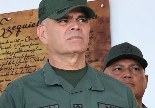 Equipe de segurança de Maduro foi morta a sangue frio, diz ministro