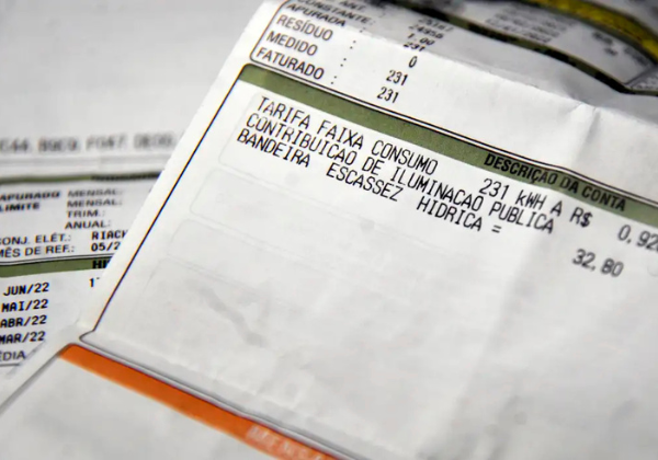 Aneel divulga calendário de anúncios das bandeiras tarifárias de 2026; veja datas