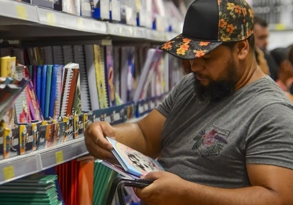 Maioria planeja reaproveitar material escolar na volta às aulas