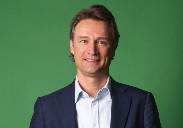 CEO da Heineken pede demissão após redução nas vendas em 2025