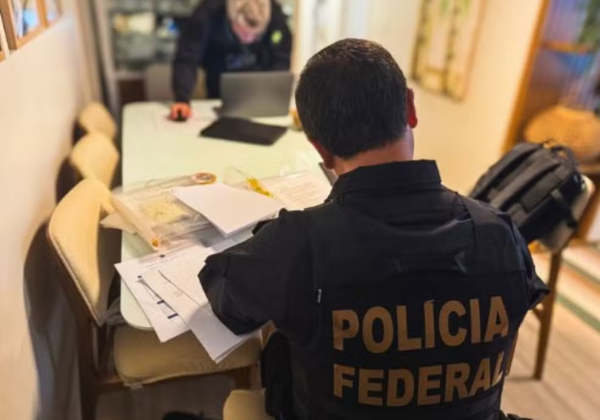 PF cumpre mandados na Bahia em nova fase de operação contra o Banco Master