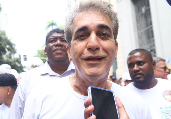 Deputado projeta vitória de Jerônimo no primeiro turno em clima de pré-campanha