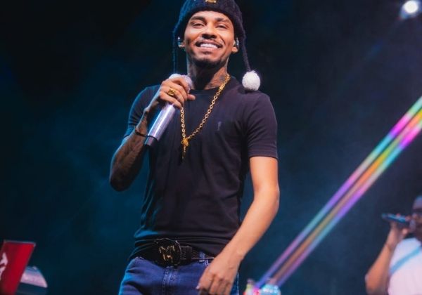 Em evento aberto ao público, gravação de audiovisual do cantor Mateuzinho reuniu cerca de 7 mil pessoas em Camaçari