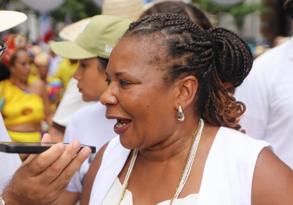 ‘Gil já nos deu régua e compasso’, diz Margareth Menezes ao participar do cortejo do Bonfim como ministra