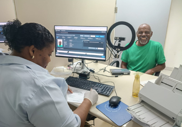 SAC realiza mutirão para emissão da nova Carteira de Identidade Nacional para idosos neste sábado (17)