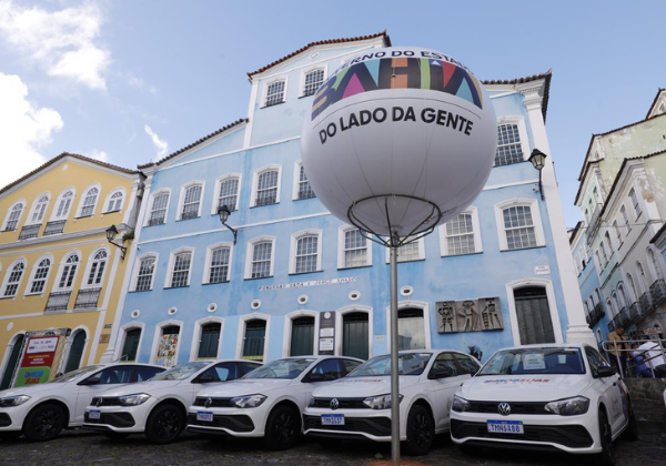 Governo do Estado entrega 70 veículos para fortalecer a assistência social nos municípios