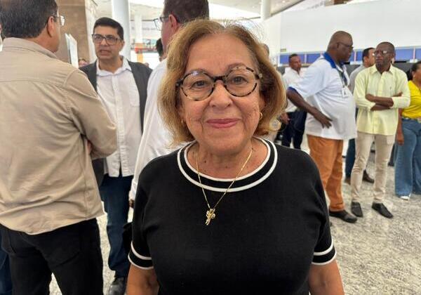 Lídice projeta Alba com seis deputados do PSB após 'êxodo' do PP