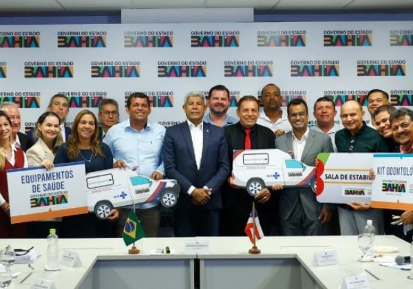 Jerônimo se reúne com prefeito de Muquém do São Francisco e debate novos investimentos para o município