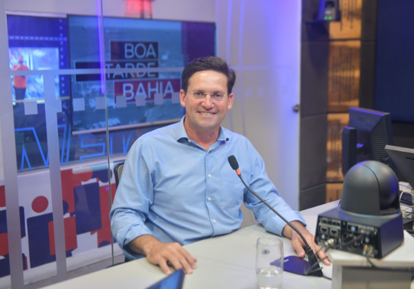João Roma destaca união da oposição na Bahia e critica tratamento do PT a Ângelo Coronel
