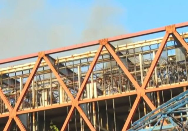 Incêndio atinge antigo Centro de Convenções do Stiep