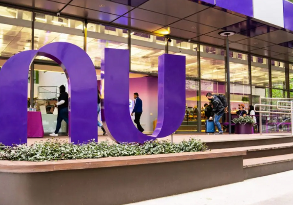 Nubank ultrapassa Bradesco e assume posto de 2º maior banco em número de clientes