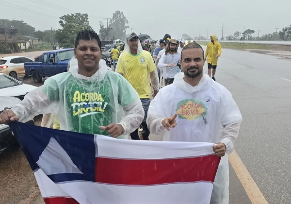 Deputado baiano adere à caminhada liderada por Nikolas Ferreira e convoca ato em Brasília