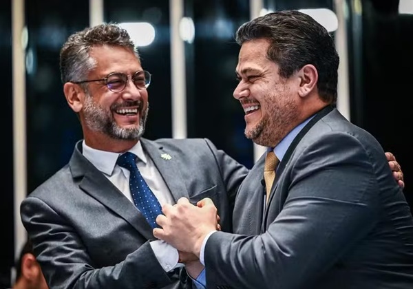 Alcolumbre vai filiar governador do Amapá ao União Brasil