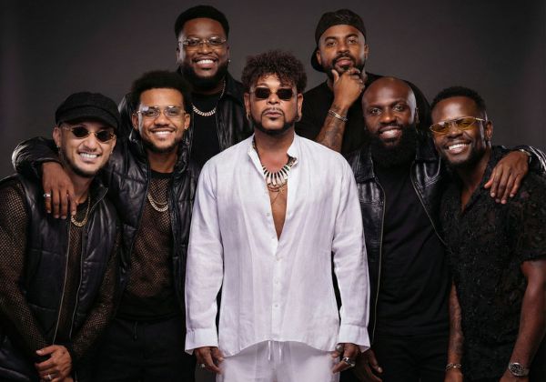 Do cortejo aos shows: Bloquinho de Villas leva a folia da rua ao Armazém neste sábado (31)