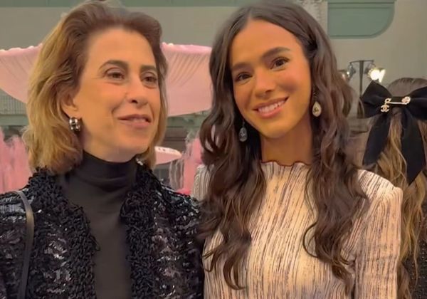 Brasileiras brilham na primeira fila da Chanel em Paris 